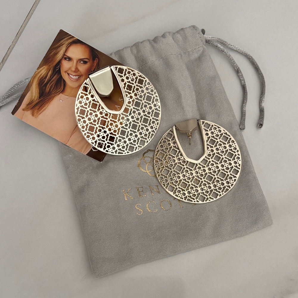 Kendra Scott Diane Filigree Earrings in gold